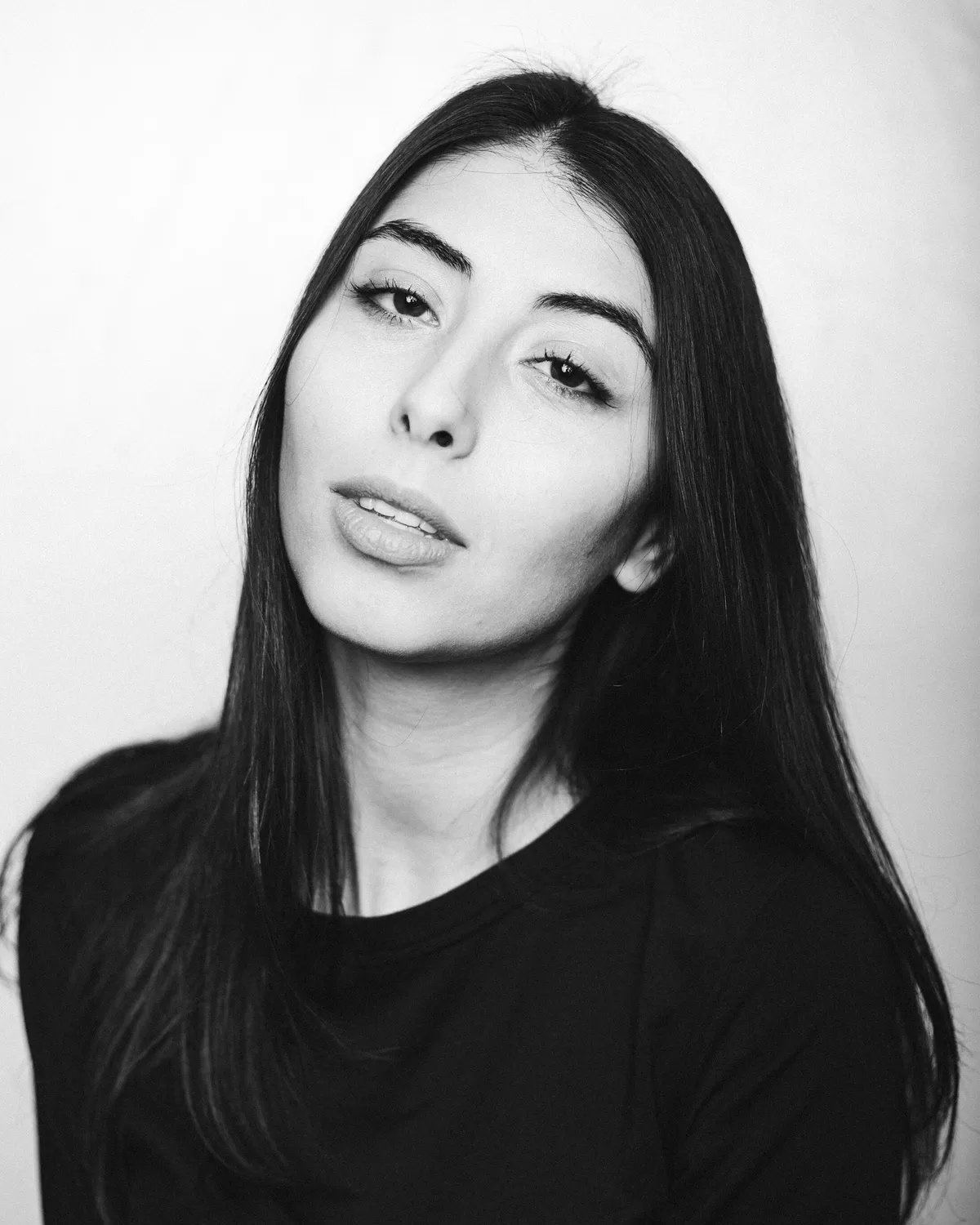 MAYA ACHILLEOS - Gallery Image 7